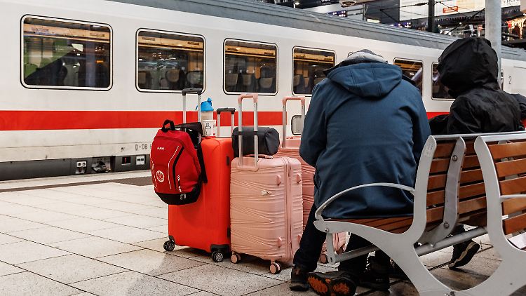 Nach der Androhung eines längeren, härteren Streiks sieht die Lokführergewerkschaft GDL die Bahn in der Pflicht. 