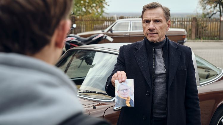 Wurden bei Richy Müller (r.) in diesem Fall als Kommissar Thorsten Lannert Erinnerungen wach?