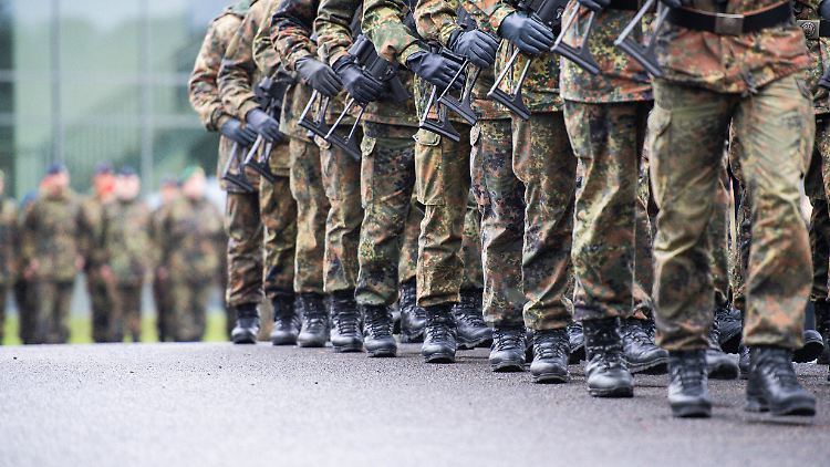 Die Bundeswehr sucht dringend neues Personal.