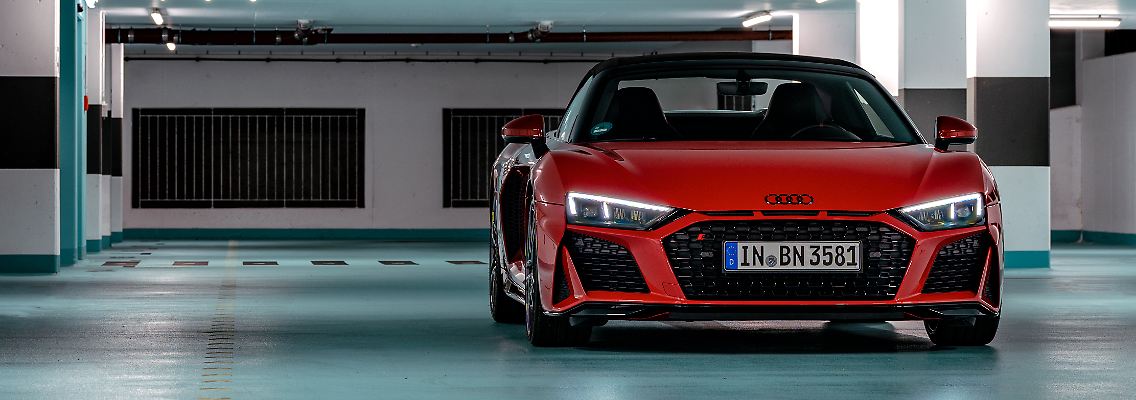 Audi_R8_RWD_VO.jpg