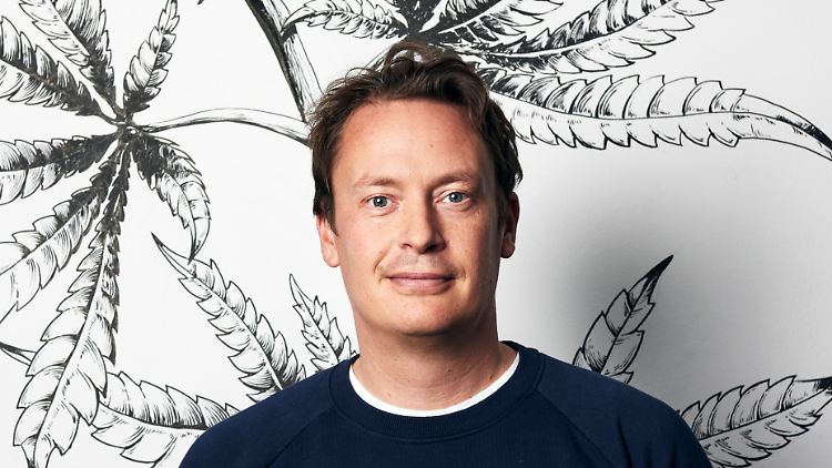 Finn Hänsel ist Gründer und Managing Director des Cannabis-Startups Sanity Group.