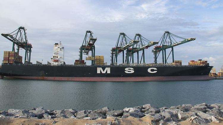 PWC berichtet von einem regelrechten Wettstreit um Häfen und Terminals in Afrika.