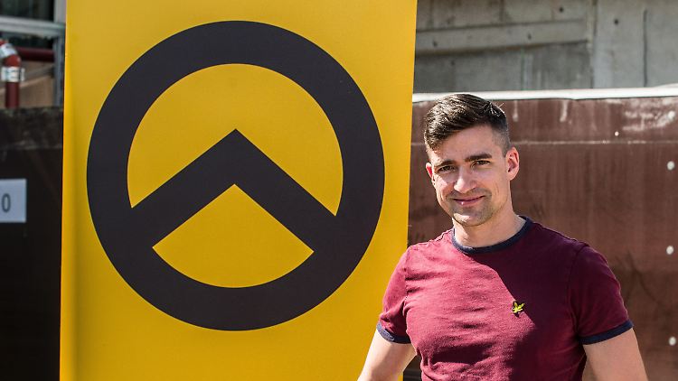 Martin Sellner ist eine der führenden Figuren in der europäischen rechtsextremen Szene.