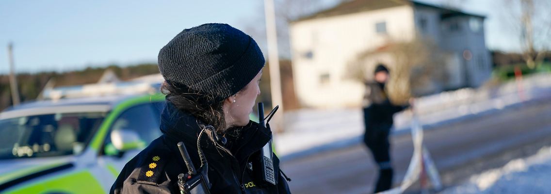 Beamte am Tatort in der Gemeinde Nes.