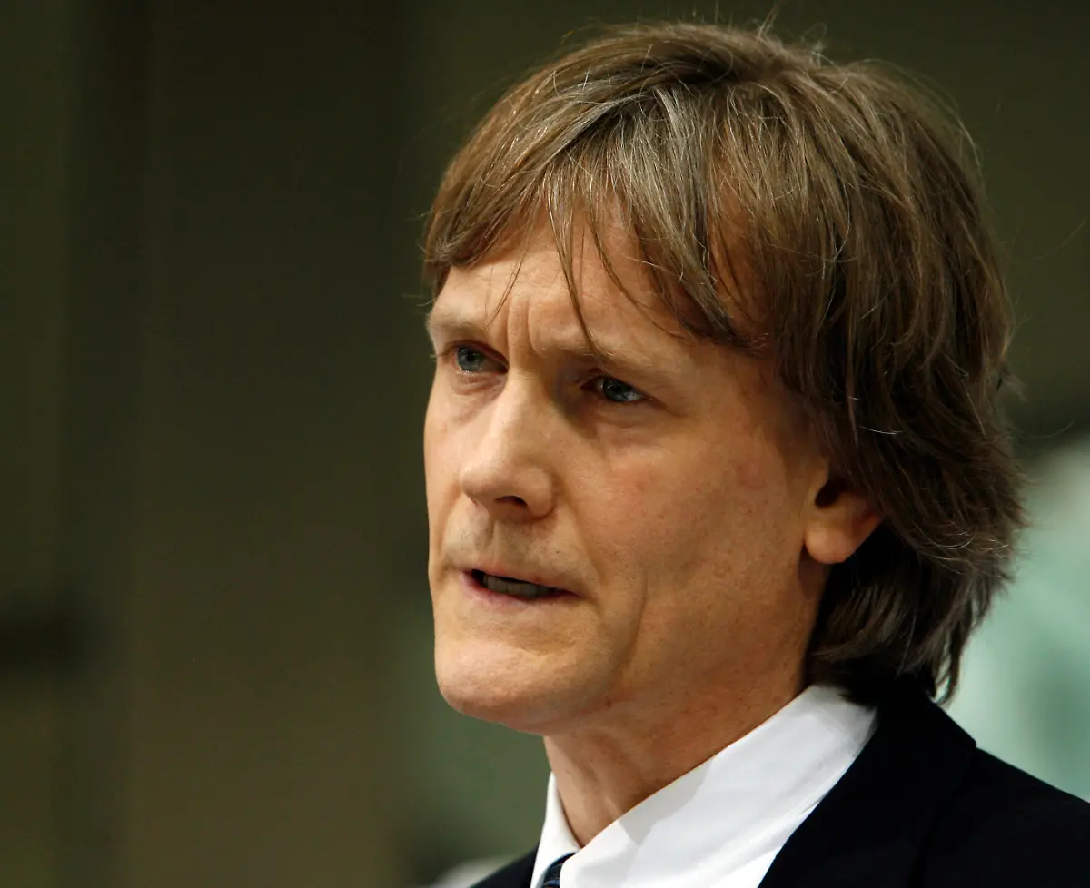 2008-05-07T120000Z-169379962-GM1E45806F701-RTRMADP-3-THOMSON-REUTERS