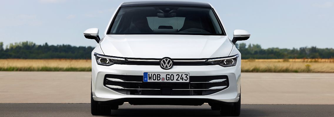 Volkswagen_Golf_2024_VO_fr.jpg