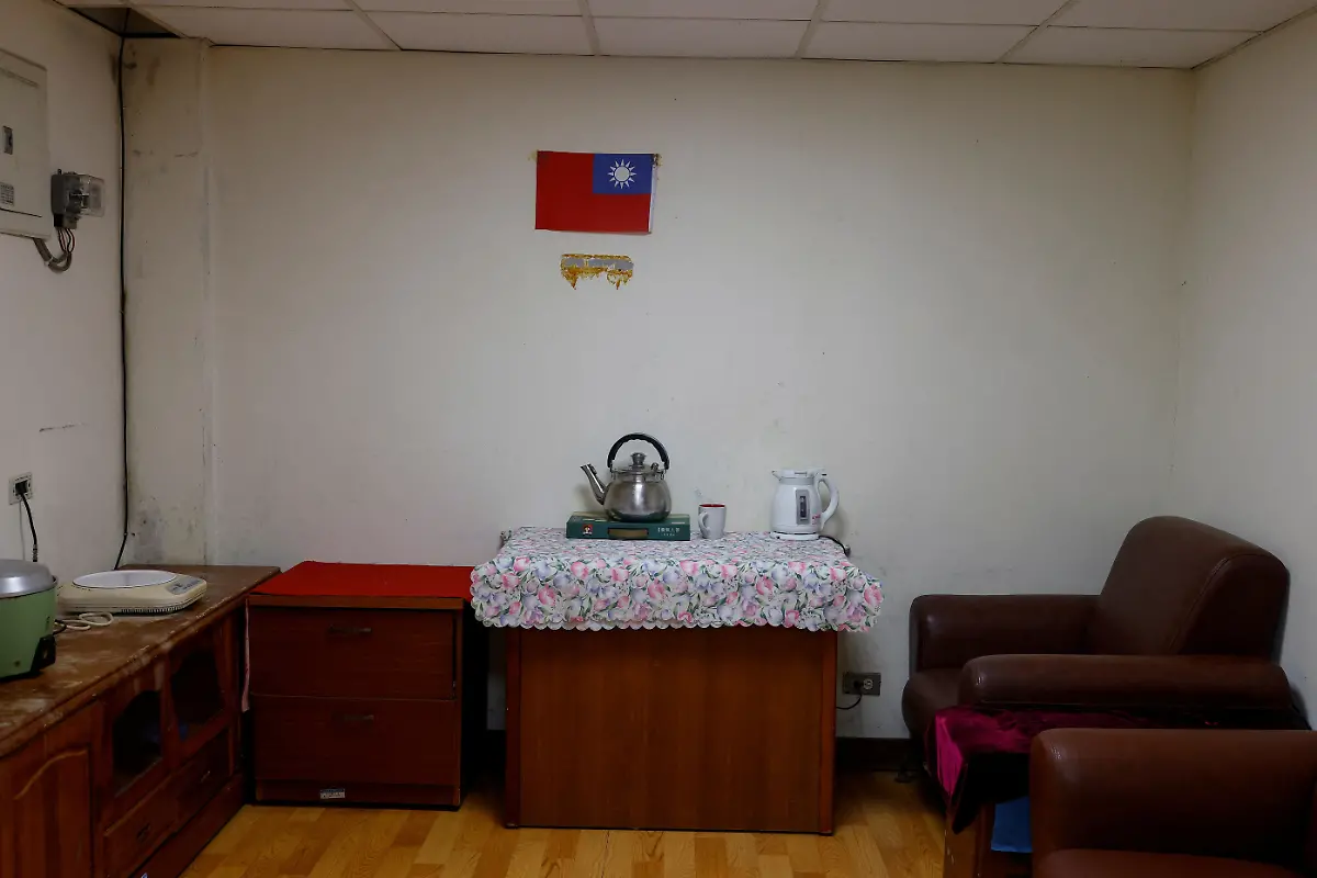 2023-12-14T044746Z-111774917-RC2DP3AZMGYE-RTRMADP-3-TAIWAN-ELECTION-VETERANS