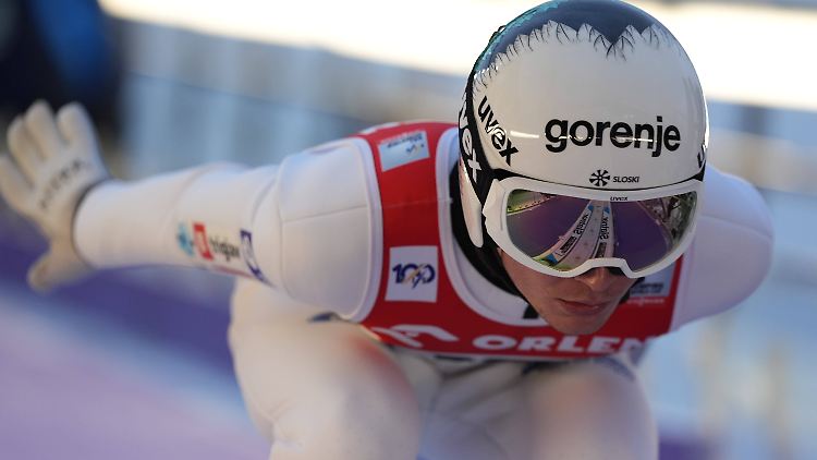 Anze Lanisek wird wohl den Rest der Saison verpassen.