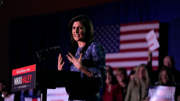 Ihr Lächeln war eisern, geschlagen geben wollte sich Nikki Haley Donald Trump noch nicht. 