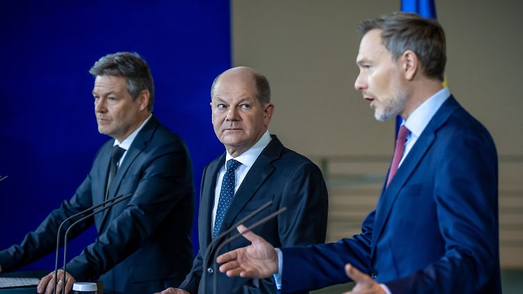 Die Arbeit für Robert Habeck, Olaf Scholz und Christian Lindner wird offenbar nicht weniger.