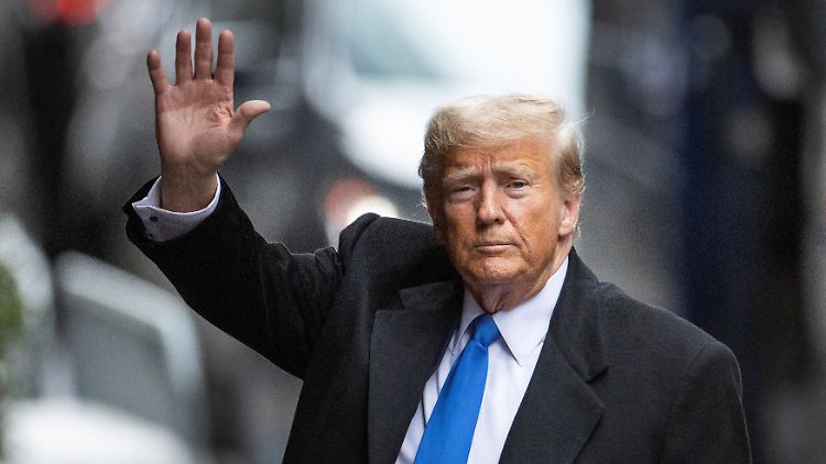Trump ließ es sich wieder nicht nehmen, persönlich vor Gericht zu erscheinen.
