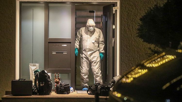 Die Spurensicherung war bis in die Nacht hinein im Einsatz.