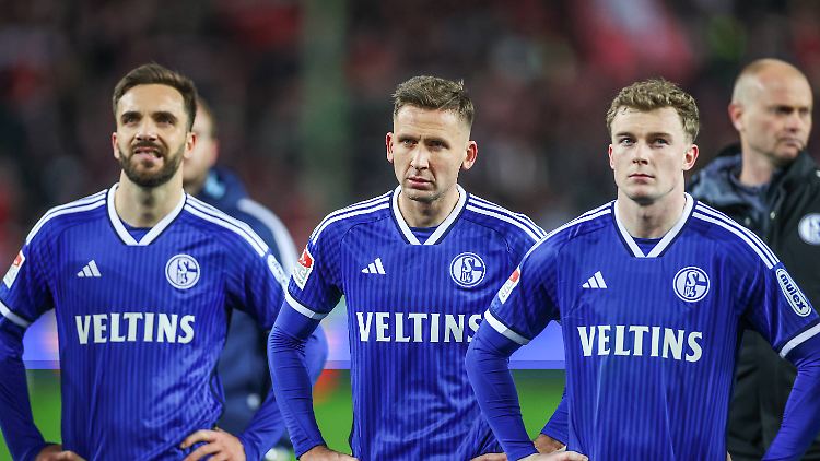 Blamierte Schalker.