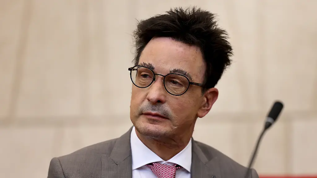 570ed2bb1bb4bf2591b4072c43995543