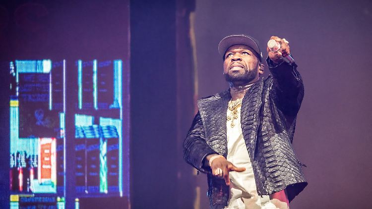 Sein Handeln bei einem Konzert in Los Angeles könnte Rapper 50 Cent teuer zu stehen kommen. 
