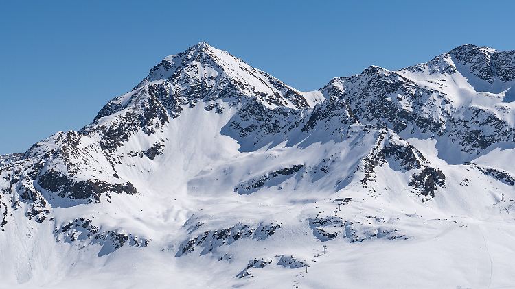 Die 28-Jährige und ihr Lebensgefährte wollten den Gaiskogel bei Innsbruck abfahren. 