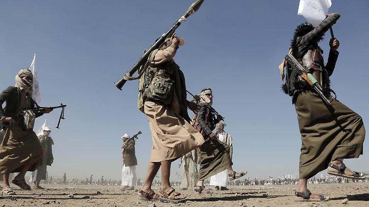 Die USA bezichtigen eine radikale, vom Iran unterstützte militante Gruppe des Angriffs auf ihren Stützpunkt im Nordosten Jordaniens.