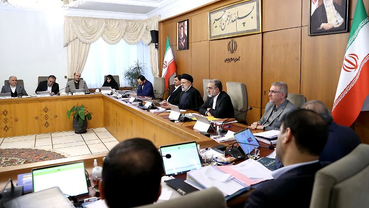 Israel und der Iran sind seit Langem verfeindet und werfen einander Sabotage und Morde vor.