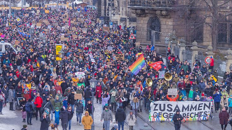 Die Unzufriedenheit mit der Demokratie ist in Ostdeutschland höher als im Westen. Aber auch dort sind fast alle Menschen von der Staatsform überzeugt.