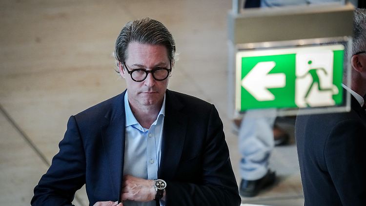 Blickt "mit unglaublicher Freude" in die Zukunft - Ex-Bundesverkehrsminister Scheuer kehrt der Politik den Rücken.