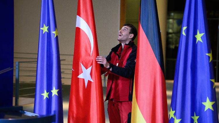 "Starke Stimme der Unterrepräsentierten": Die neue DAVA-Partei soll bereits zur Europawahl antreten.