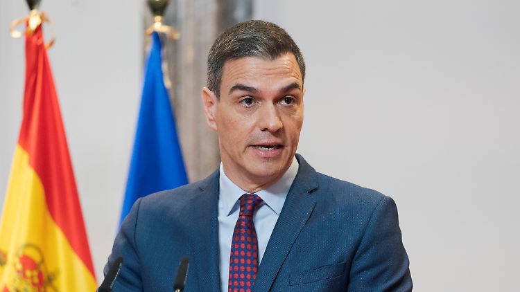 Beobachter sehen in der Abstimmungsniederlage einen Beleg dafür, dass die Parlamentsmehrheit, auf die sich Sanchez stützen will, labil ist.