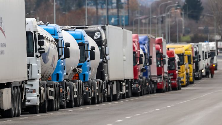 Ende November blockierten polnische Landwirte Grenzübergange zur Ukraine, um gegen die zollfreien Importe zu protestieren. 