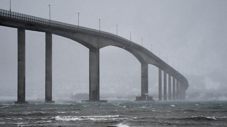 Sturm "Dagmar" erreichte zum Wochenbeginn Orkanböen-Stärke.