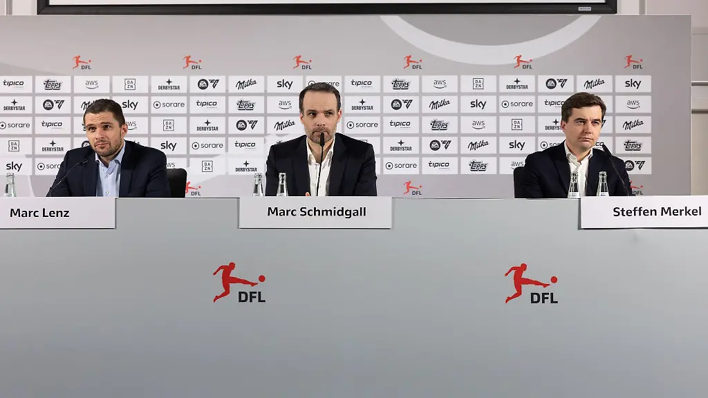 Mitgliederversammlung-der-Deutschen-Fussball-Liga-DFL-Pressekonferenz-nach-dem-Ende-der-Versammlung