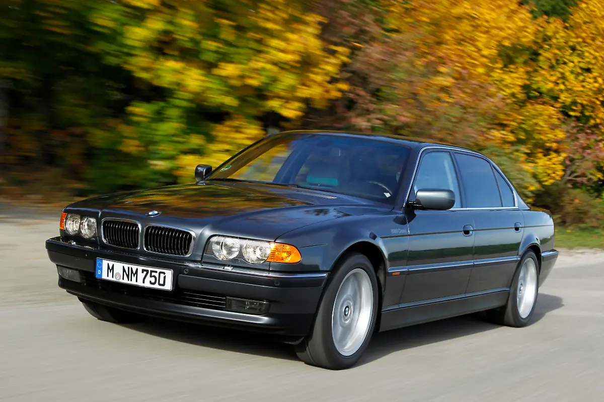 14-Jubilaeum-30-Jahre-BMW-7er-E38-Quelle-BMW-AG