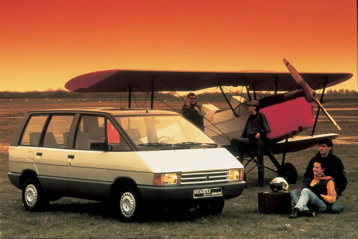 12-Jubilaeum-40-Jahre-Renault-Espace-ab-1984-Quelle-Renault
