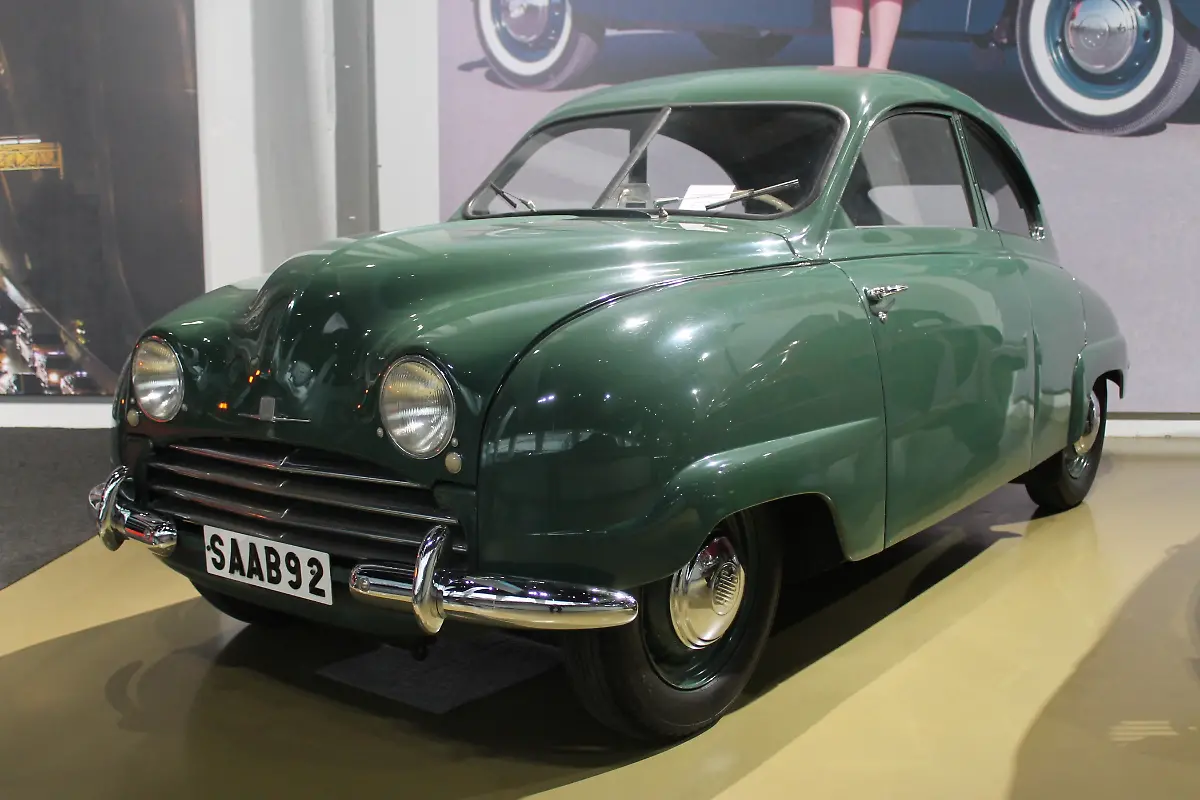 05-Jubilaeum-75-Jahre-Serienstart-Saab-92-ab-1949-Quelle-autodrom