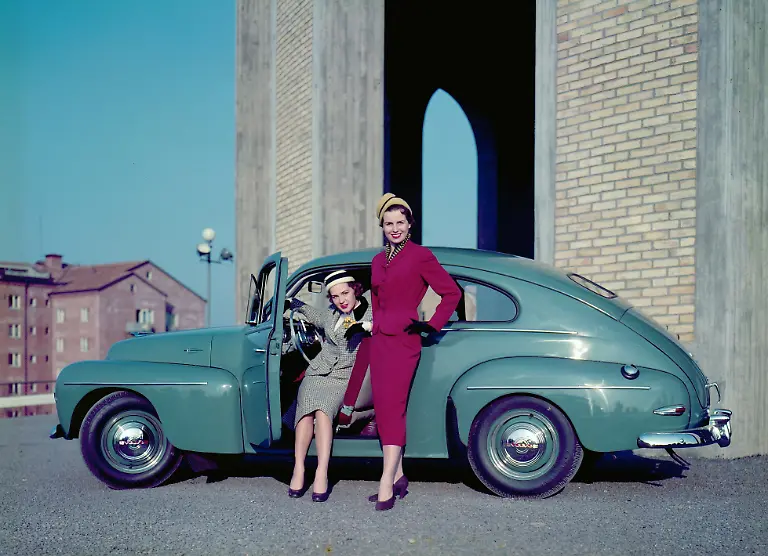 04-Jubilaeum-80-Jahre-Volvo-PV444-ab-1944-Quelle-Volvo