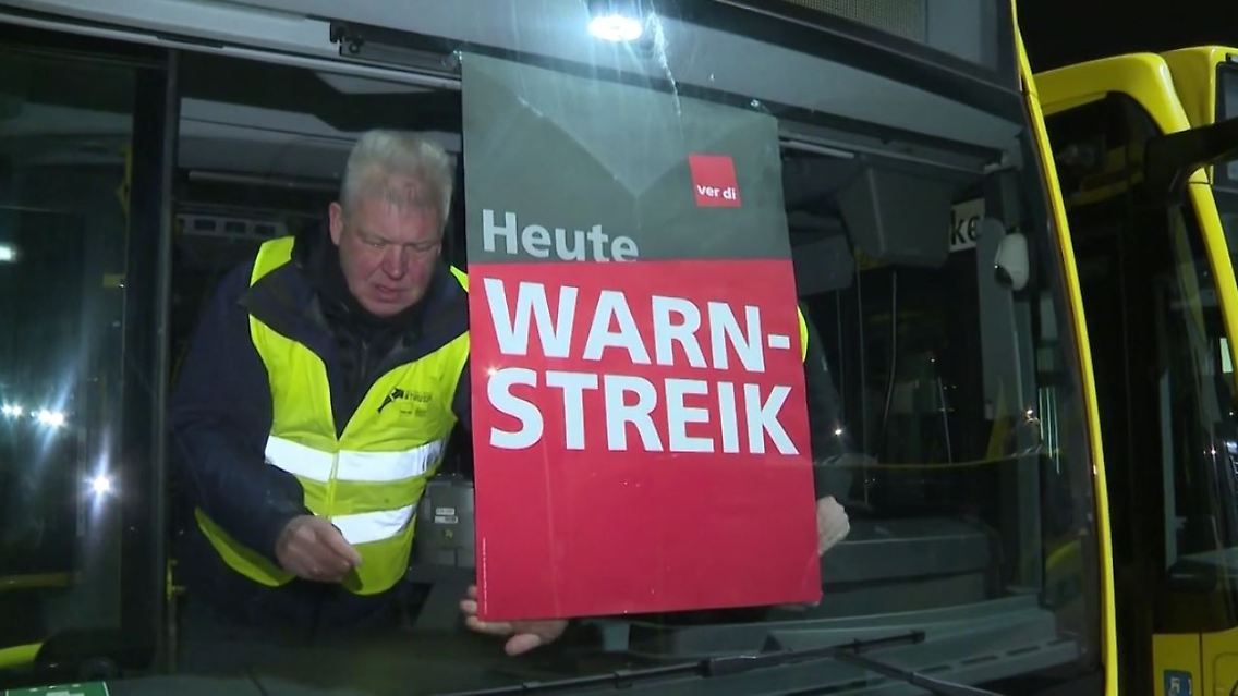 streiköpnv.JPG