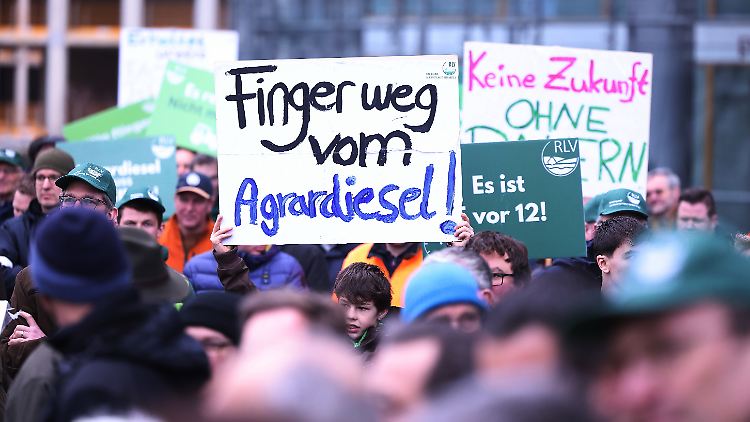 Die Proteste der Bauern gegen die Kürzungen waren heftig und laut. 