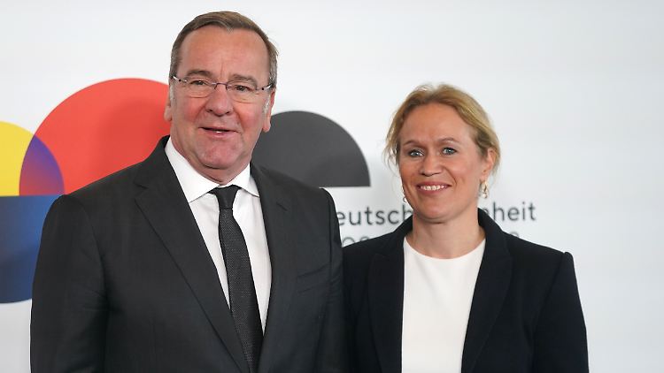 Inzwischen ein Ehepaar: Boris Pistorius und Julia Schwanholz.