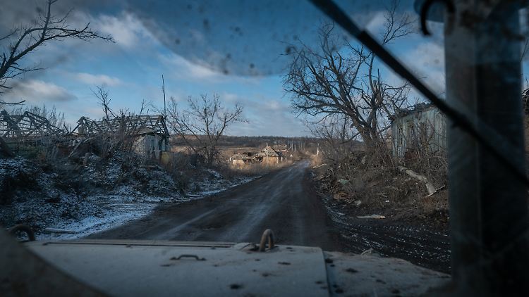 Im Kern der Klage geht es um die Rechtfertigung Russlands für seinen Überfall auf die Ukraine vor fast zwei Jahren.