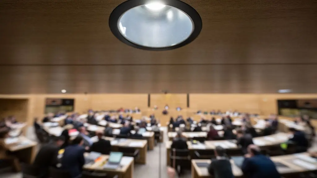 Eine-Plenarsitzung-im-Landtag-von-Baden-Wuerttemberg