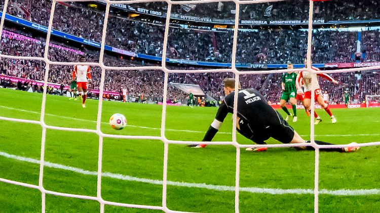 Neuer spielte den Fehlpass und konnte dann das zwischenzeitliche 0:1 nicht mehr verhindern.