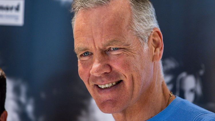 Sein Vorbild Max Schmeling trainierte auch mit 90 noch: Henry Maske ist topfit, aber das kostet Quälerei. 
