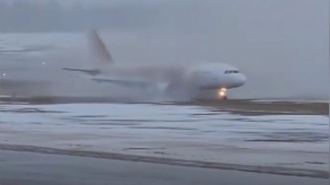 flugzeug.JPG