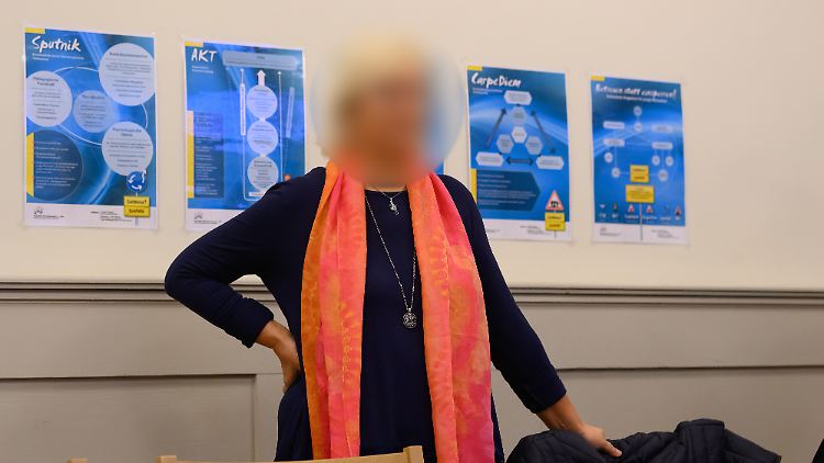 Zusätzlich zu ihrer Bewährungsstrafe muss die Ärztin 1000 Euro an ein Hospiz in Göttingen zahlen.