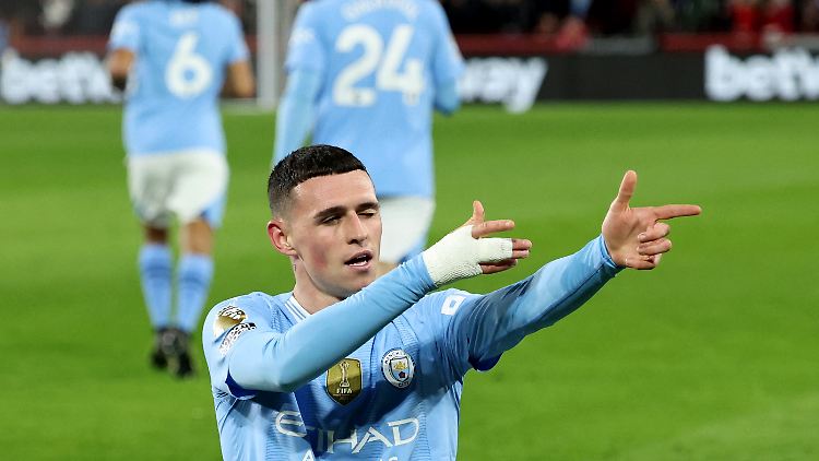 Phil Foden erzielte alle Tore für Manchester City.