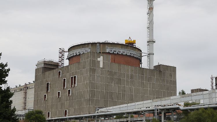 Das seit März 2022 von Russland besetzte Atomkraftwerk in Saporischschja wird immer wieder beschossen.