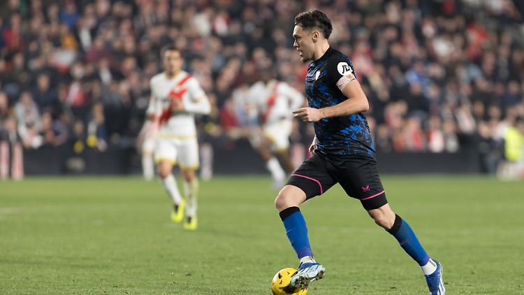 Lucas Ocampos konnte nach dem Vorfall weiterspielen.