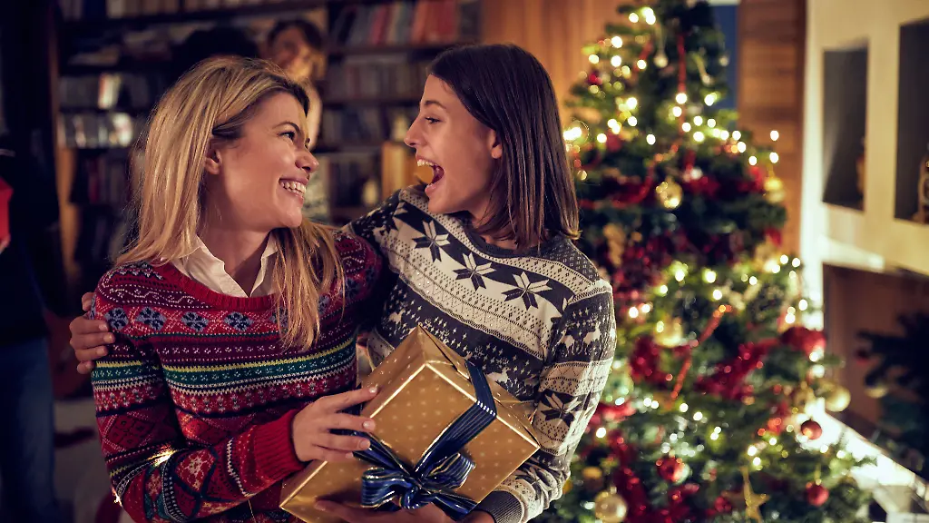 Wer-Comics-verschenken-moechte-wird-bei-diesen-Geschenk-Tipps-zu-Weihnachten-sicherlich-fuendig