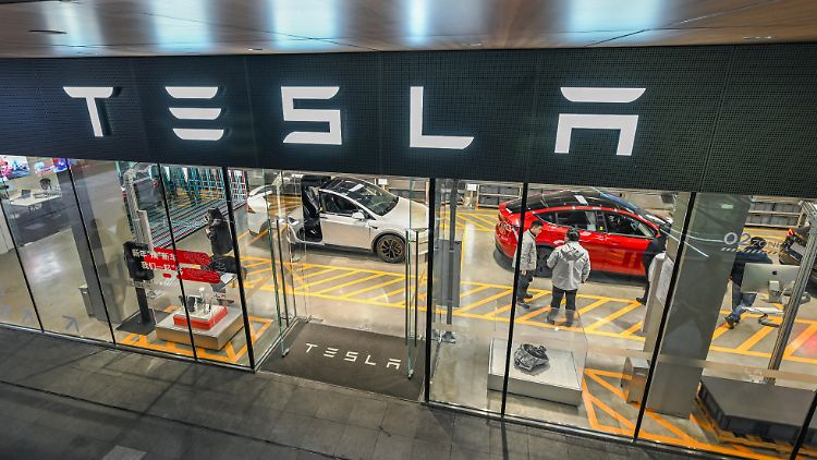 Der US-Autobauer Tesla steht unter gnadenlosem Wachstumsstress.