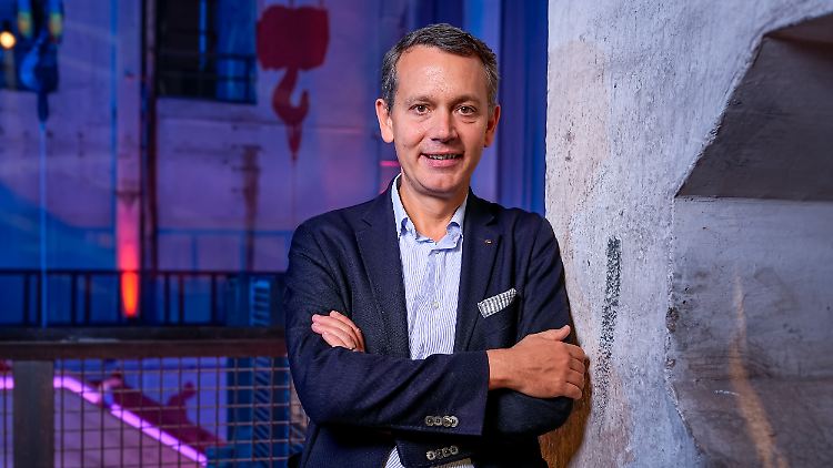 Christoph Werner, Geschäftsführer der Drogeriemarktkette dm, hält das europäische Lieferkettengesetz für "einen Holzweg".