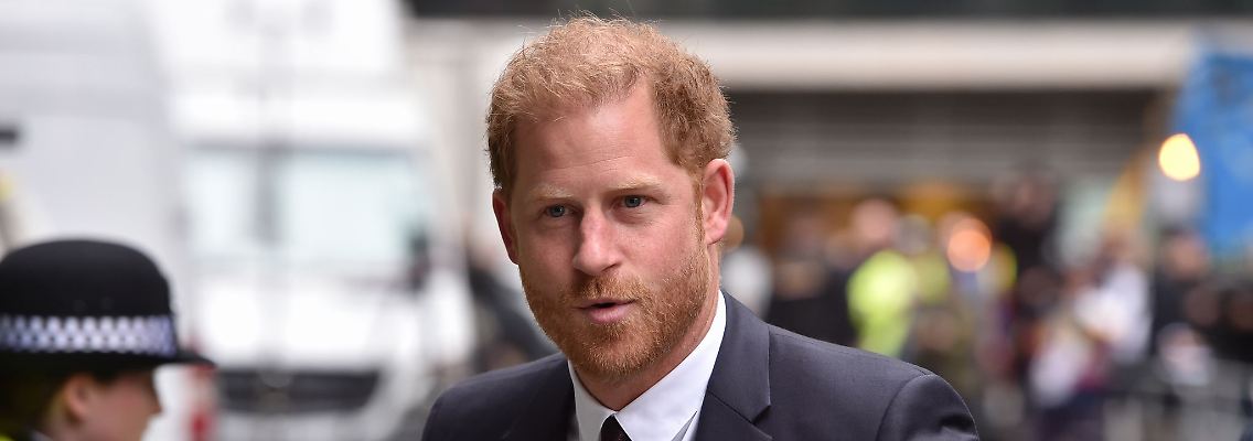 Prinz Harry war umgehend nach London gereist, nachdem der Palast am Montag die Öffentlichkeit über die Krebsdiagnose des 75-Jährigen informiert hatte (Archivbild).