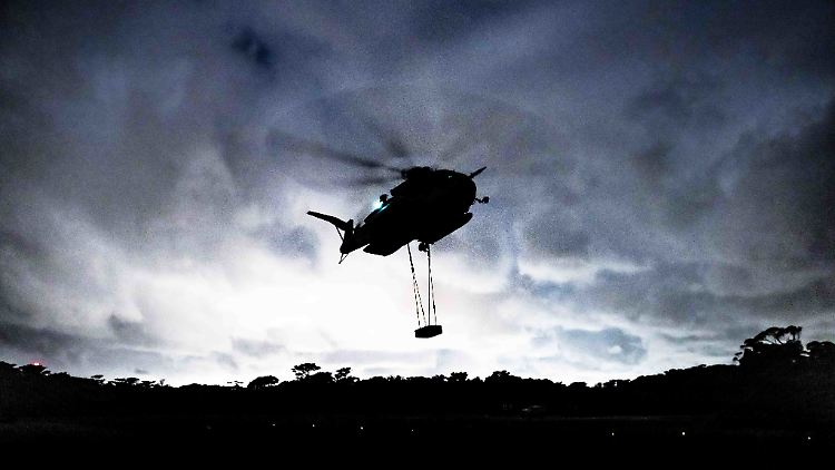 Ein Hubschrauber des Typs CH-53E Super Stallion im Einsatz.